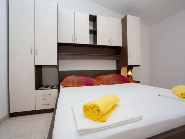 Apartmani Dana Makarska Esterno foto