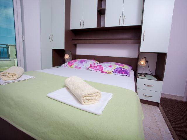 Apartmani Dana Makarska Esterno foto