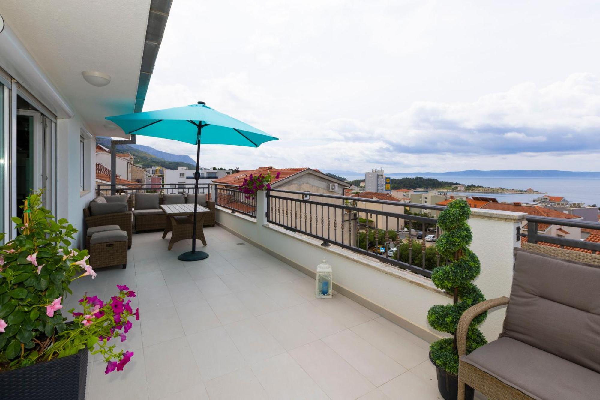 Apartmani Dana Makarska Esterno foto