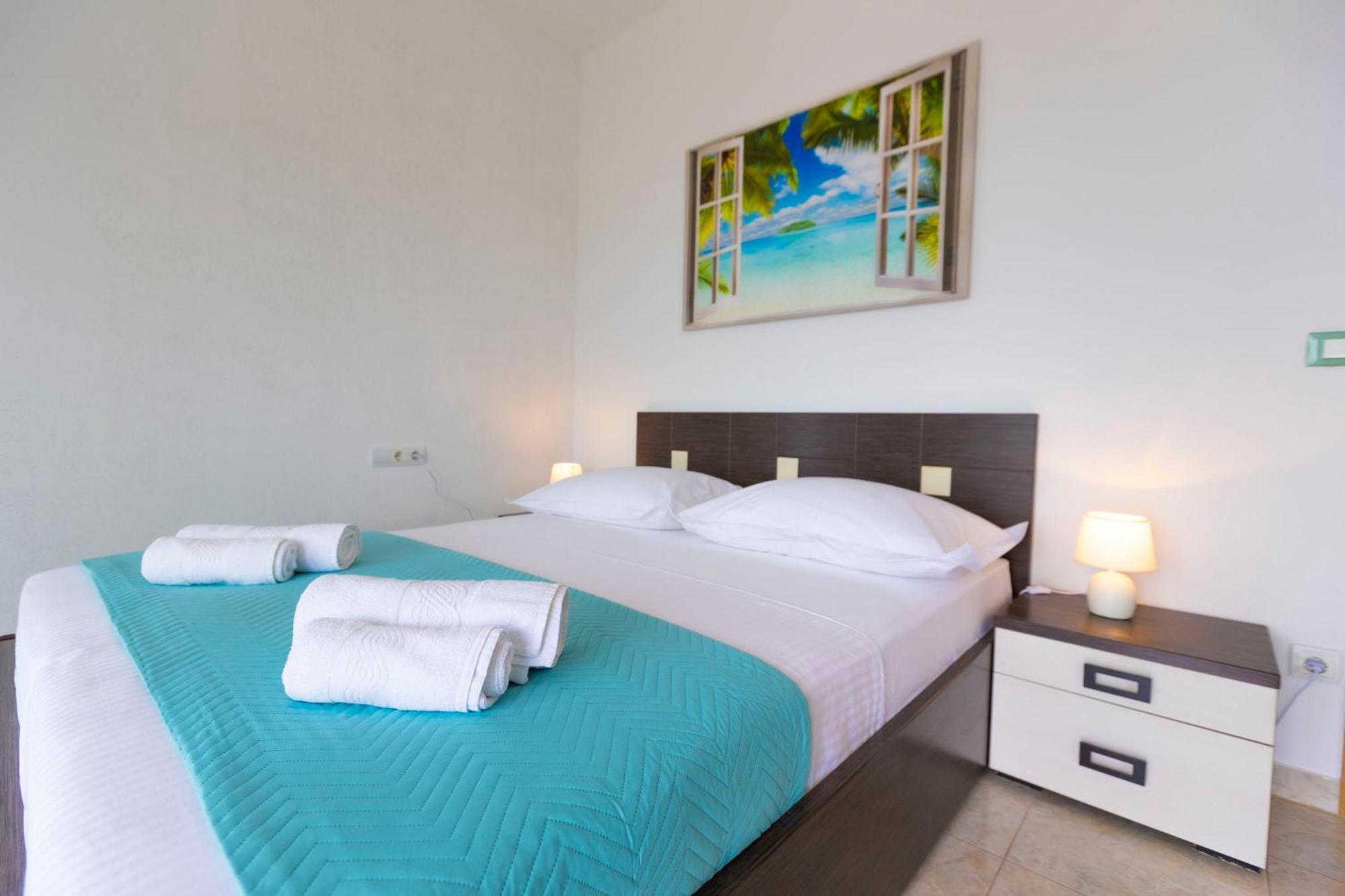 Apartmani Dana Makarska Esterno foto